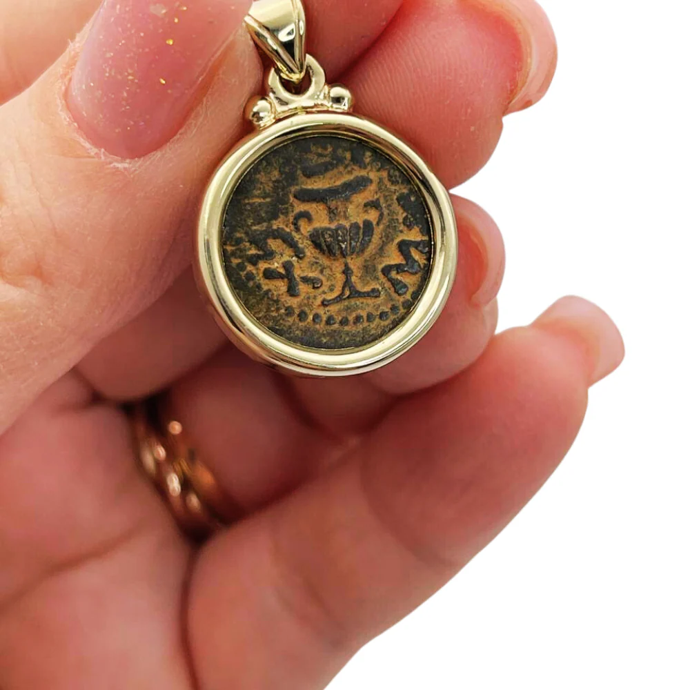 14k Gold Masada Coin Pendant - Image 3