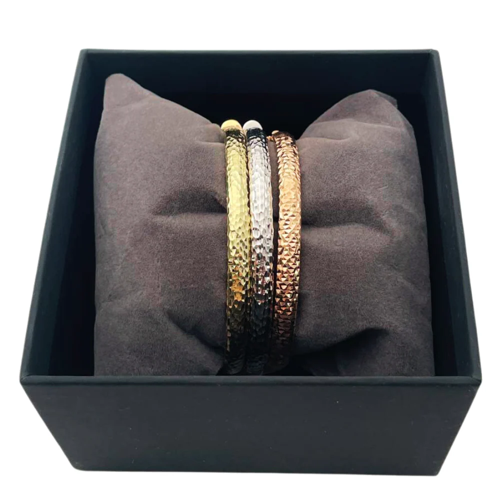Modern Bangle Openable Bracelet in 14K Gold - Image 5