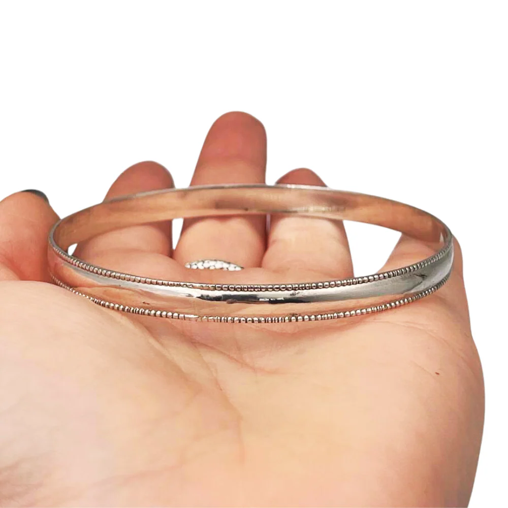 Moroccan Bangle in Silver - Beaded Borders - Image 5