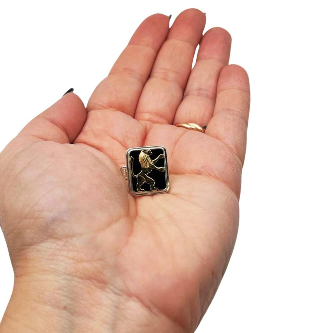 14k Gold Lion of Judah Silver and Onyx Cufflinks - Image 4