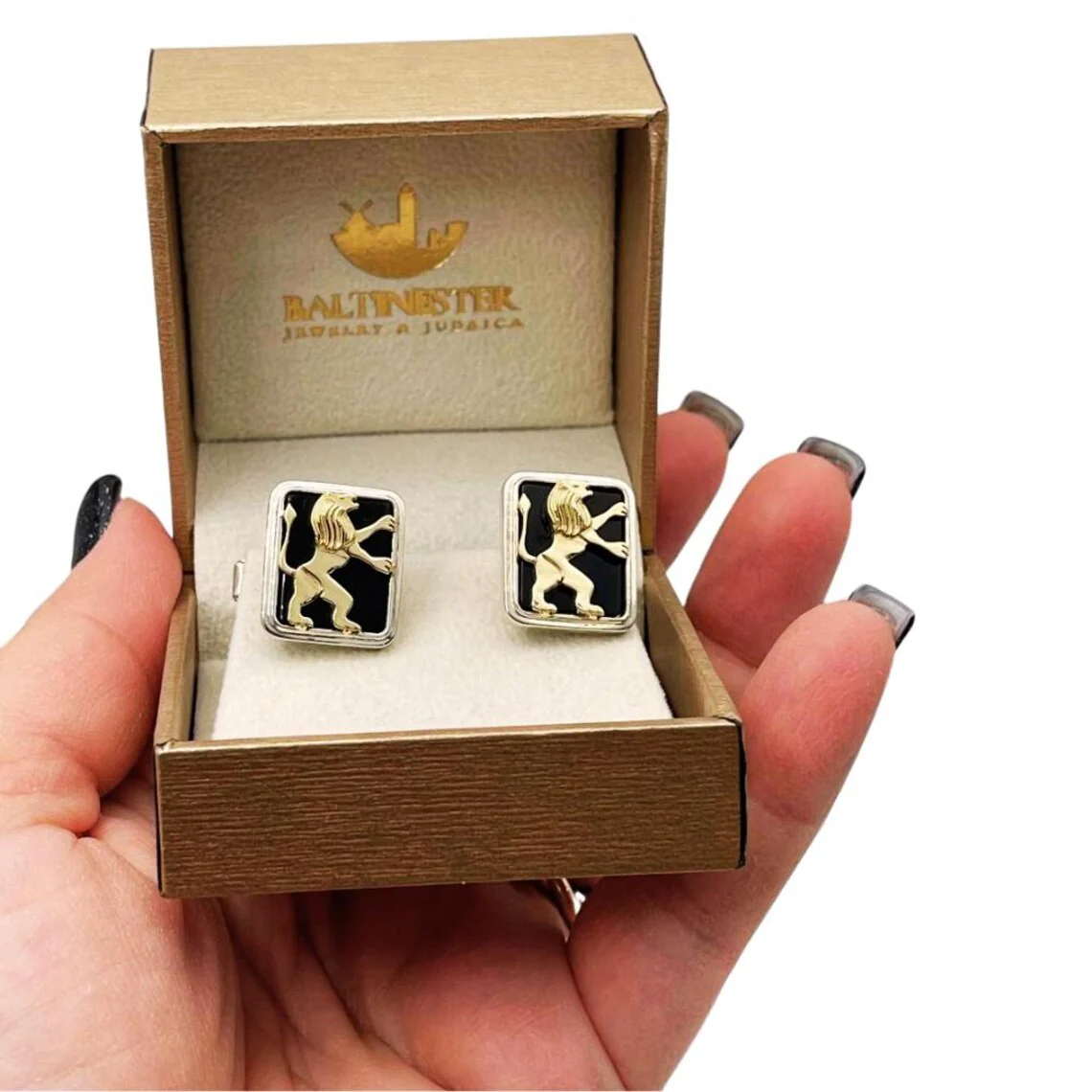 14k Gold Lion of Judah Silver and Onyx Cufflinks - Image 6