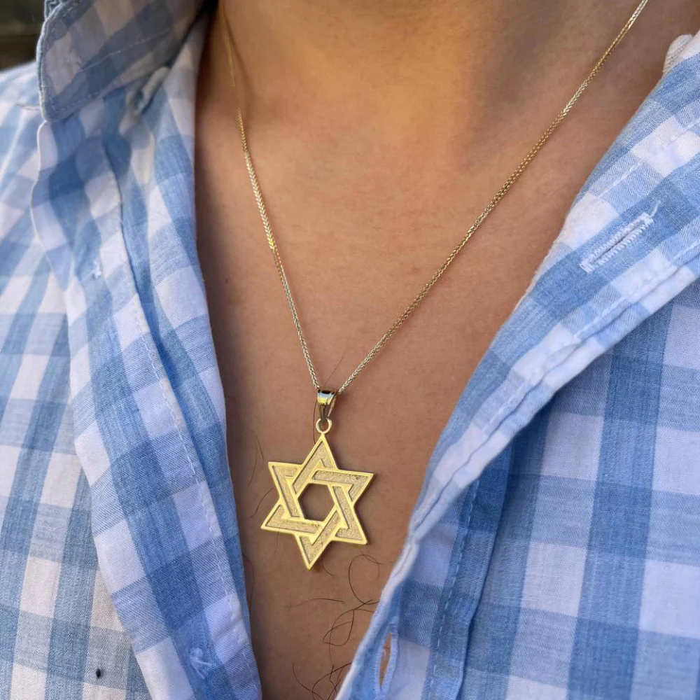 Florentine Star of David 14k Gold Pendant - Image 4