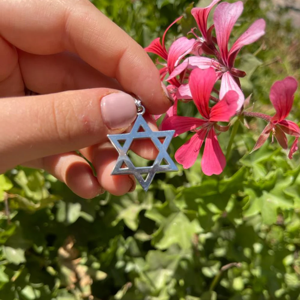 14k Gold Large Heavyweight Star of David Pendant - Image 8