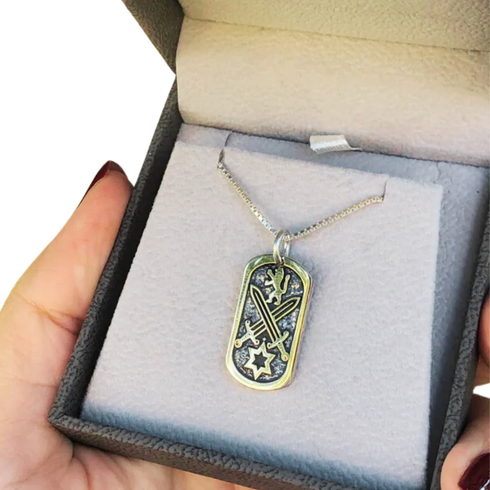 War of Iron Swords Tag Pendant with Star of David & Lion of Judah in 9K Gold and Sterling Silver - Image 3