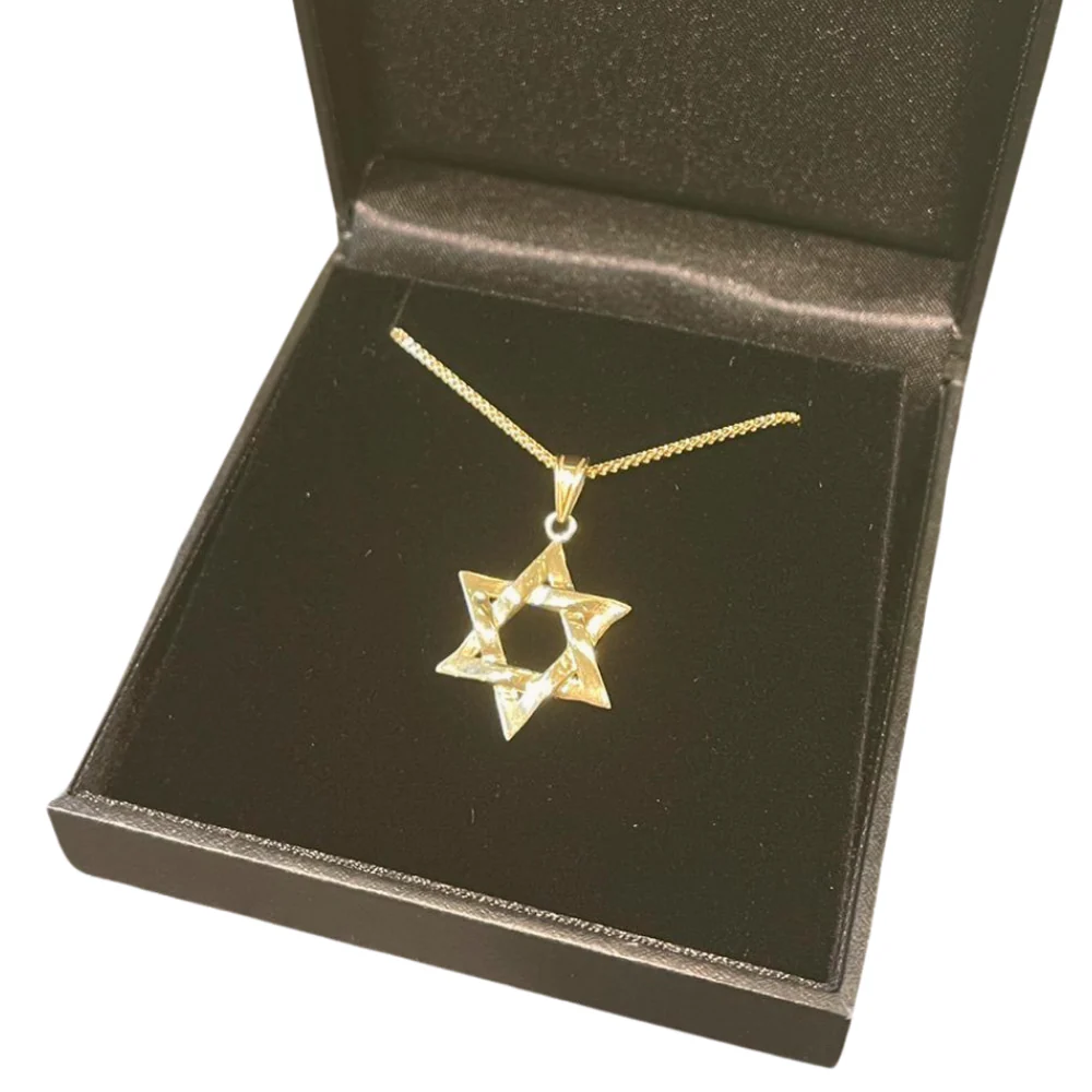 Shiny Gold Intertwined Star of David Pendant - Image 3