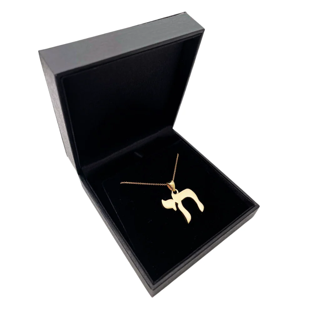 Chai Pendant in 14K Gold / Necklace Charm - Image 8