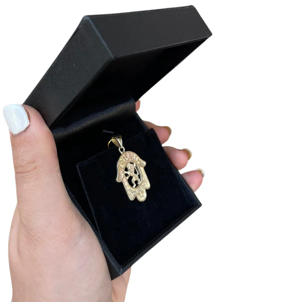 Hamsa Pendant in 14k Gold with Jerusalem, Lion and the Kotel - Image 6