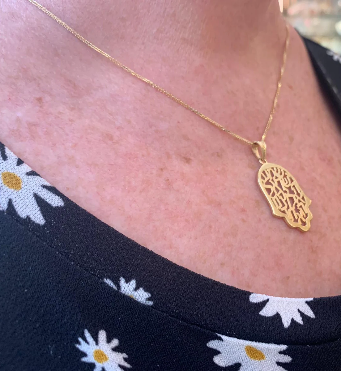 14K Gold Shema Israel Hamsa Pendant - Image 3