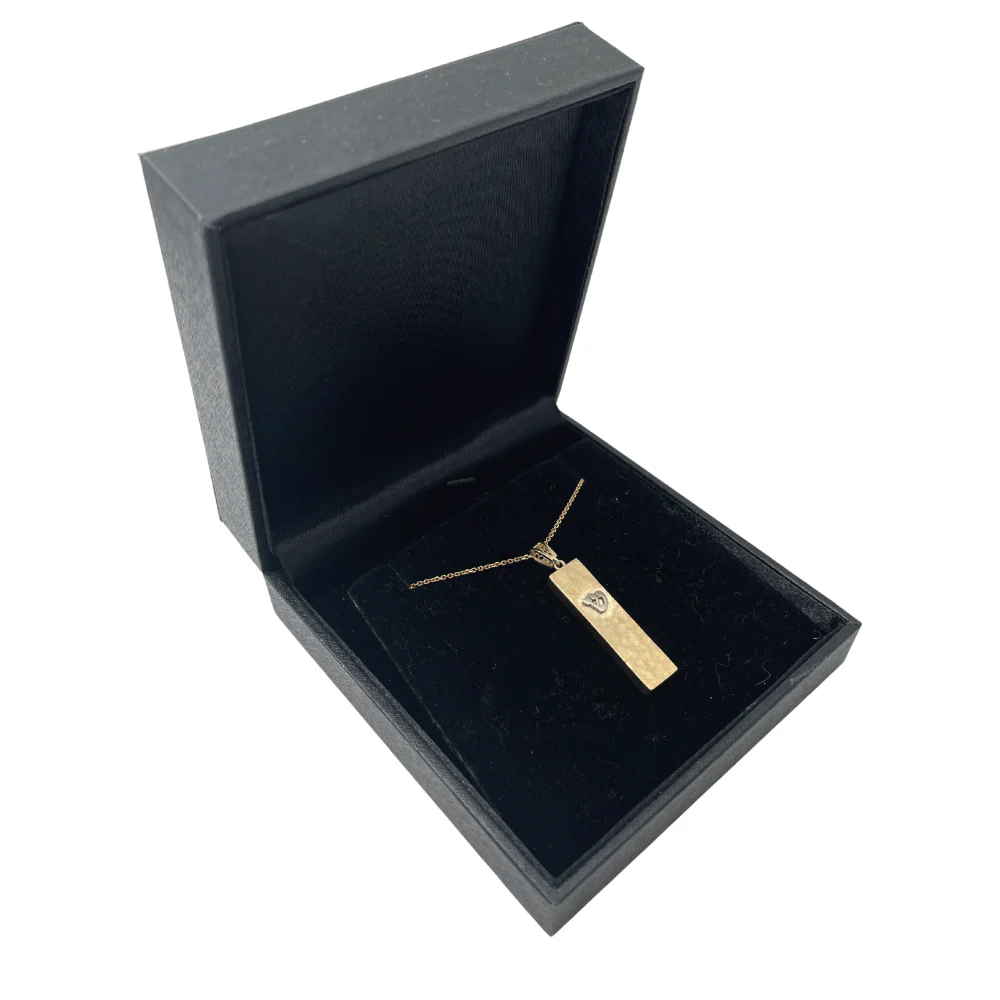 Mezuzah Pendant with Shin in 14k Gold - Image 2