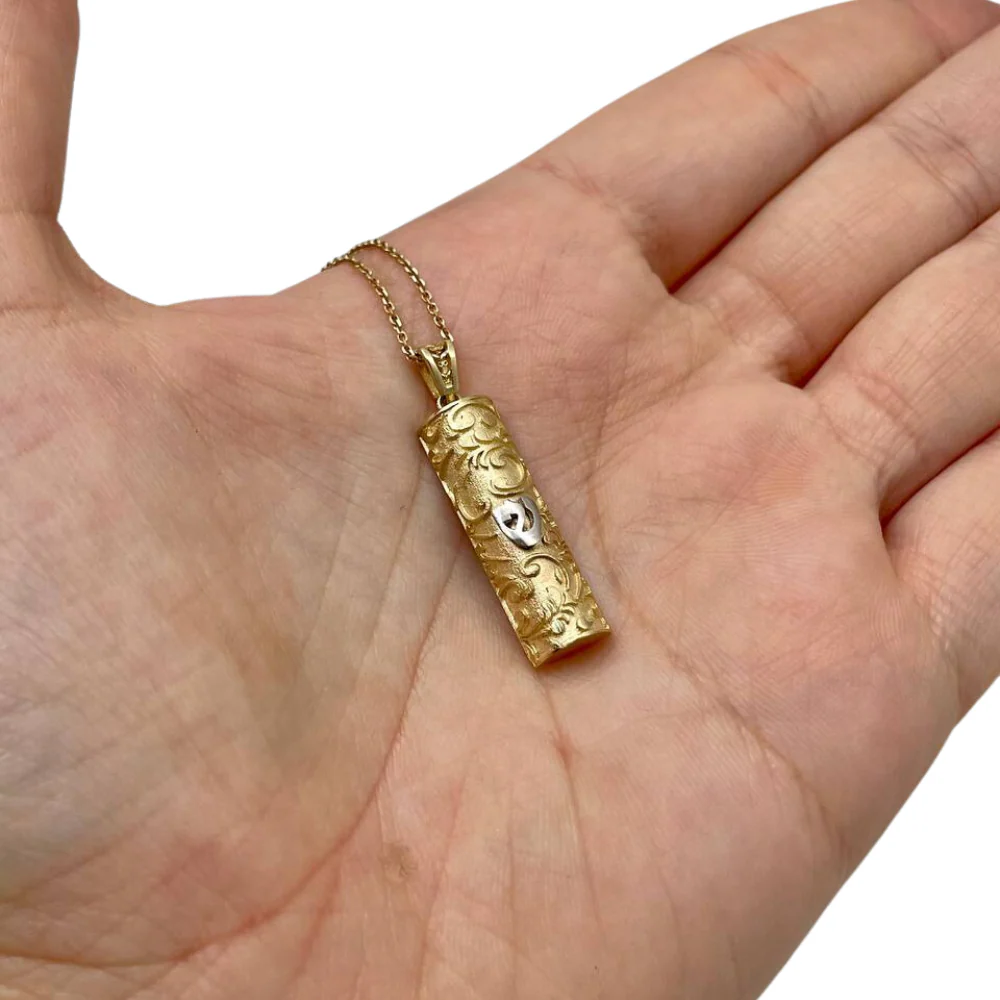 Vintage Style Mezuzah with Shin Pendant for Protection - 14K Gold - Image 4
