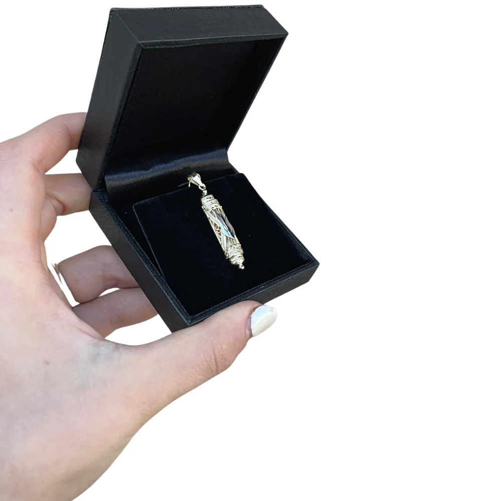 14K Gold Filigree Mezuzah Pendant - Image 5