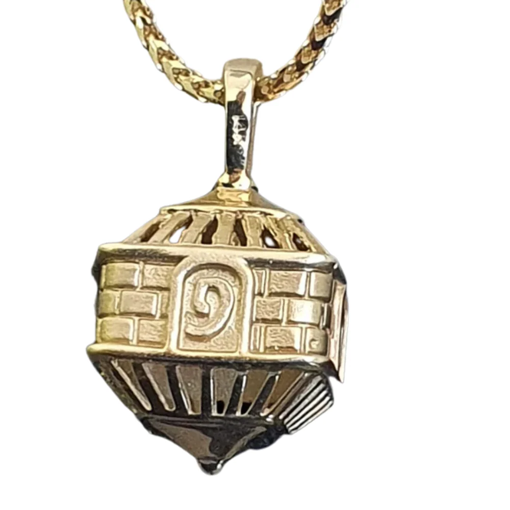 Dreidel Pendant in 14K Gold with Western Wall Motif - Image 4