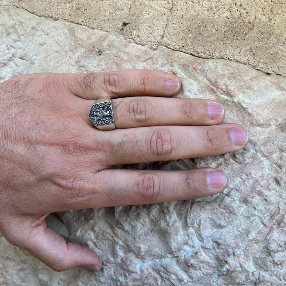 Jerusalem Emblem Signet Ring in Sterling Silver - Image 3