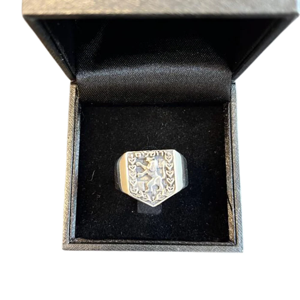 Jerusalem Emblem Signet Ring in Sterling Silver - Image 5