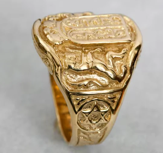 Ten Commandments Ring in 14k Gold - Image 4