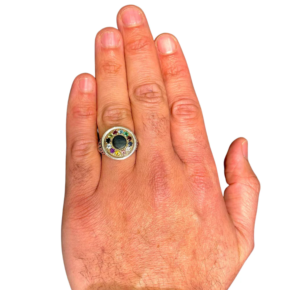 Hoshen Menorah Ring with Onyx Stone in Silver and Gold - Image 4