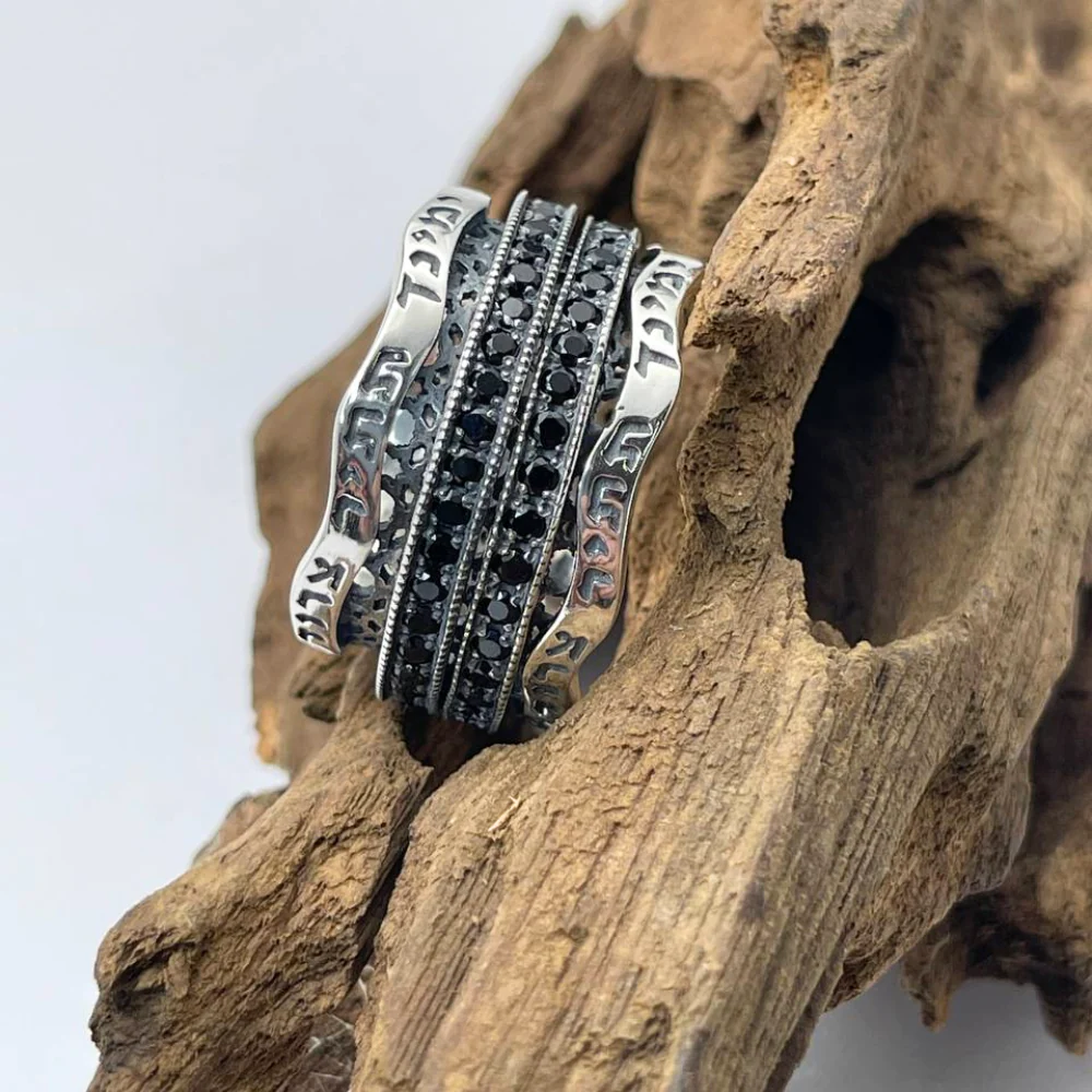 Silver Ana Bekoach Onyx Spinner Ring - Image 6
