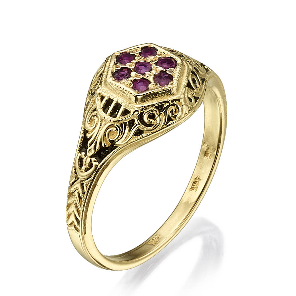 Vintage Style 14K Yellow Gold Garnet Ring