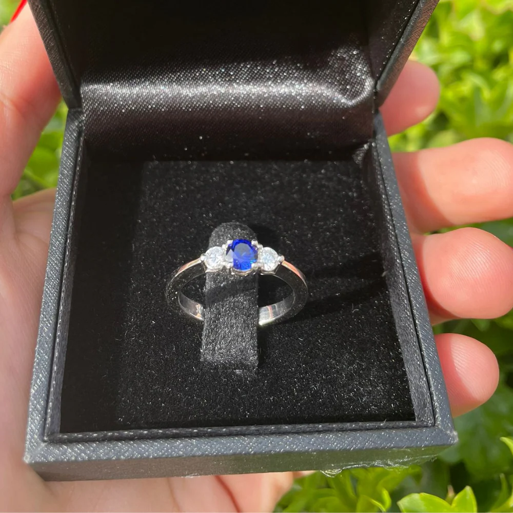 Sapphire & Diamond 3 Stone Ring in 14K White Gold - Image 5