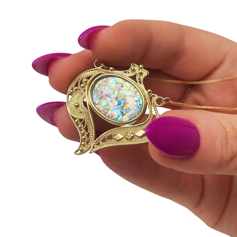 14k Gold Roman Glass Filigree Heart Necklace - Image 3