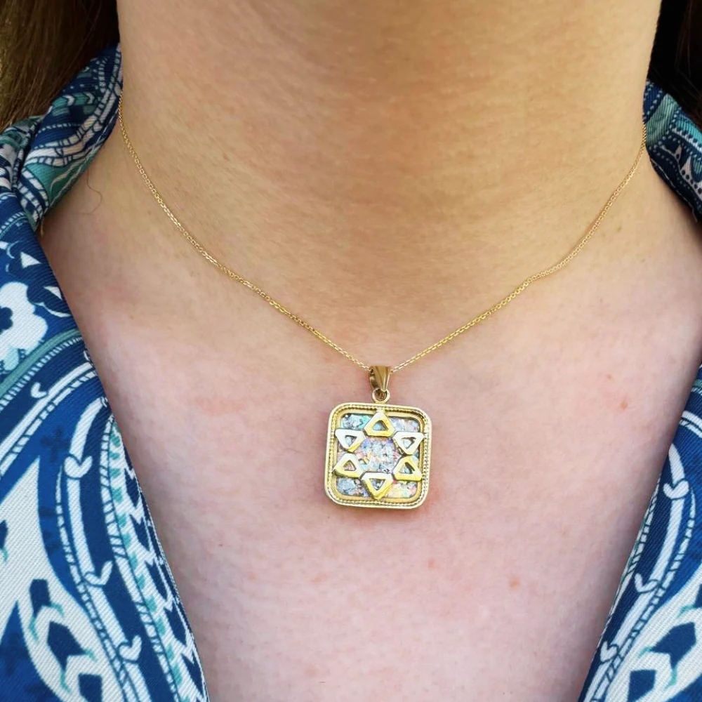 14k Gold Roman Glass Star of David Square Pendant - Image 4