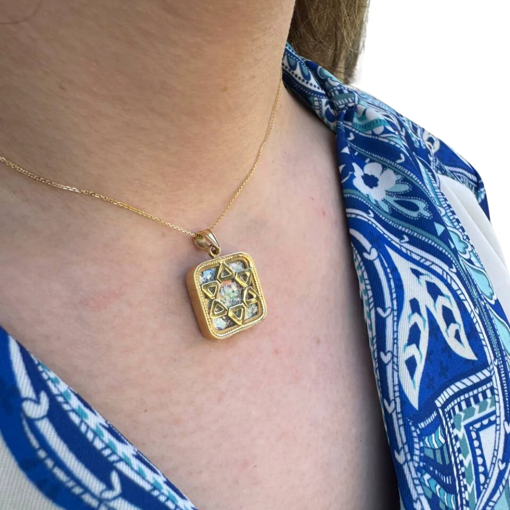 14k Gold Roman Glass Star of David Square Pendant - Image 5