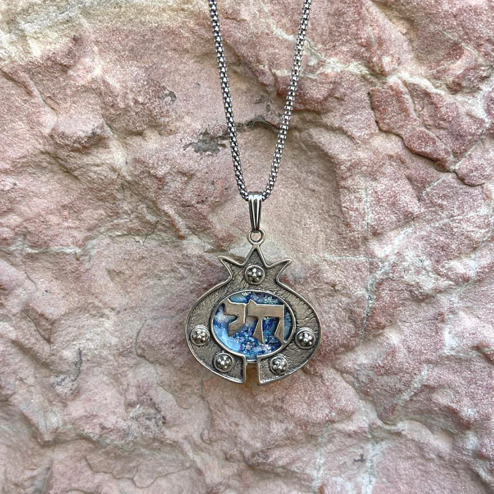 Roman Glass Pomegranate Chai Silver Necklace - Image 5