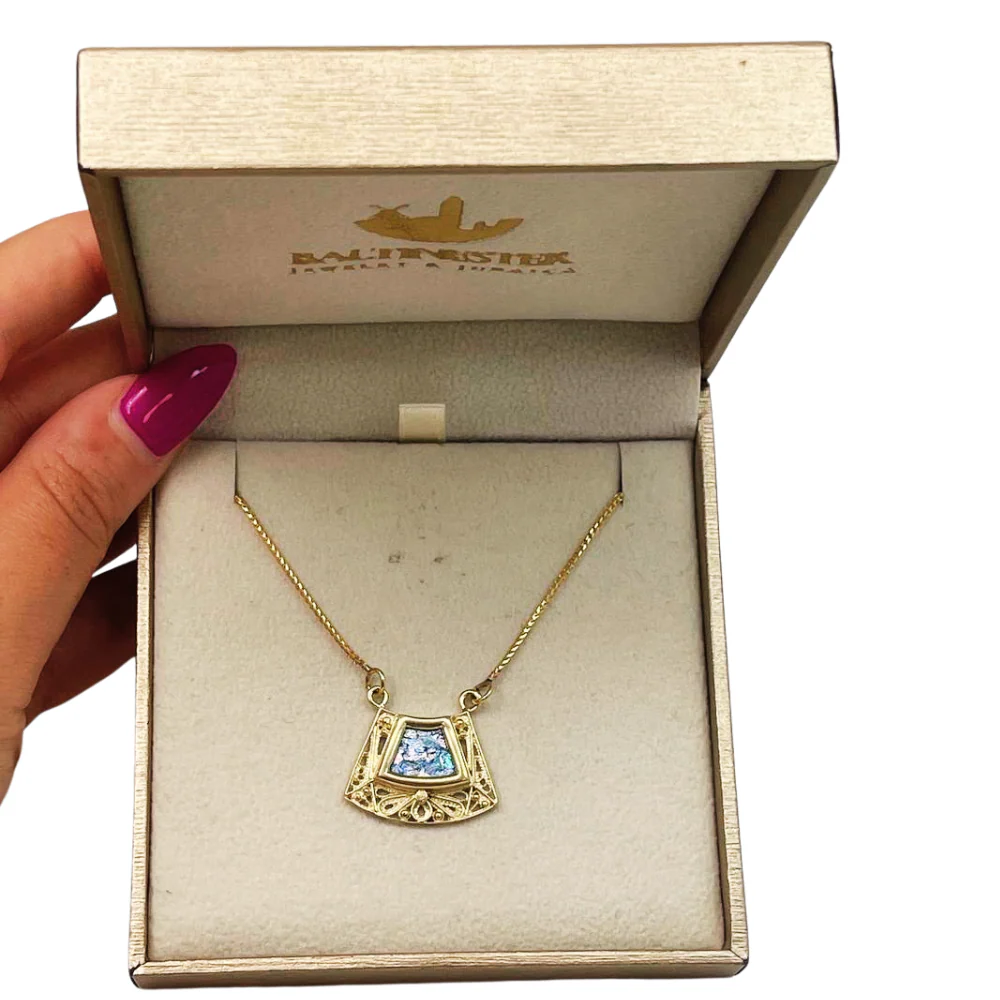 Roman Glass Trapezoid Pendant Necklace in 14K Gold Filigree Work - Image 6