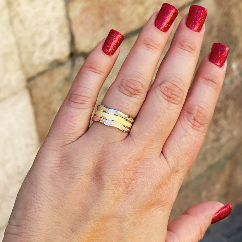 14k Tri-Color Gold Florentine Wedding Ring - Image 7