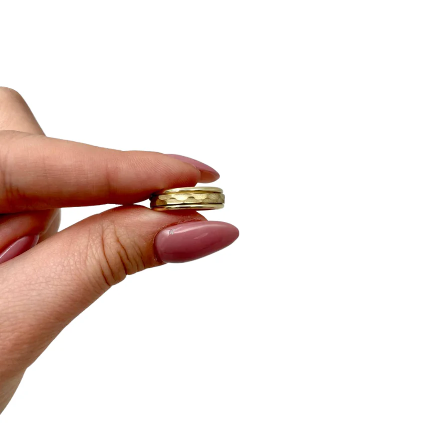 14k Yellow Gold Hammered Spinning Ring - Image 4