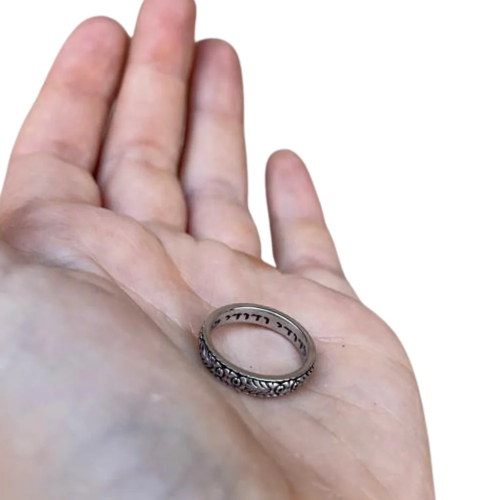 14K Gold Engraved Floral Ani L'dodi Ring - Image 11